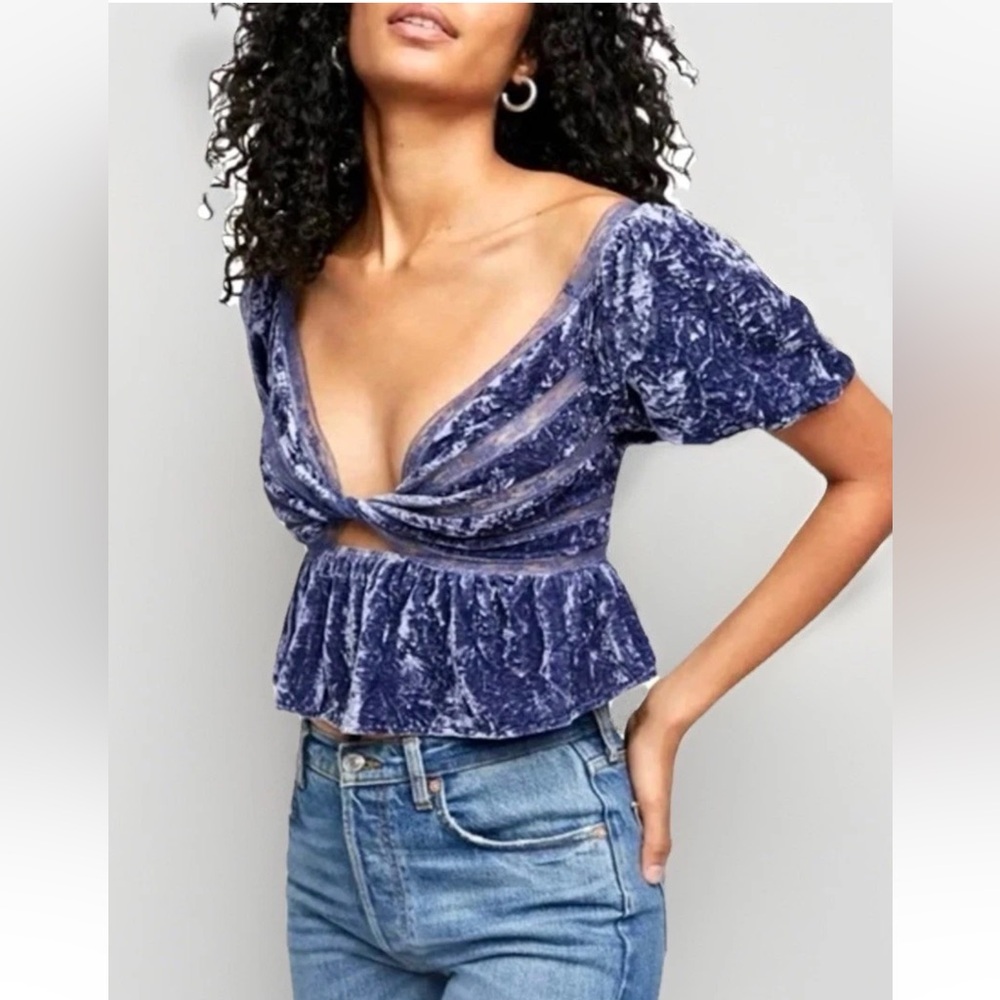 Free People Sz Small Purple Velvet Puff Short Sleeve Crop Top Knot Front Lace